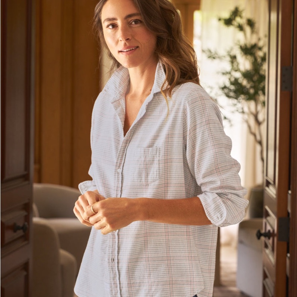Frank and Eileen Button Down